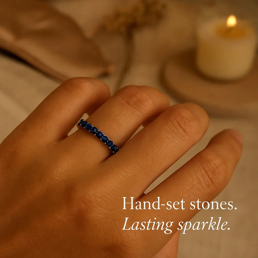 Sparkling Stones Ring in 925 Sterling White Blue