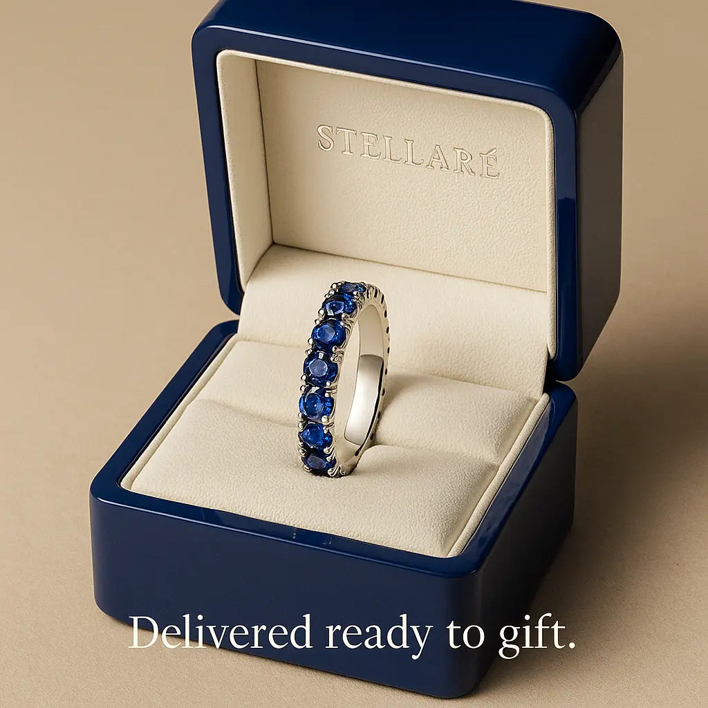 Sparkling Stones Ring in 925 Sterling White Blue