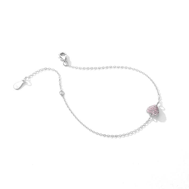 Sterling silver bracelet with pink heart charm – delicate and romantic design perfect for gifting or daily wear