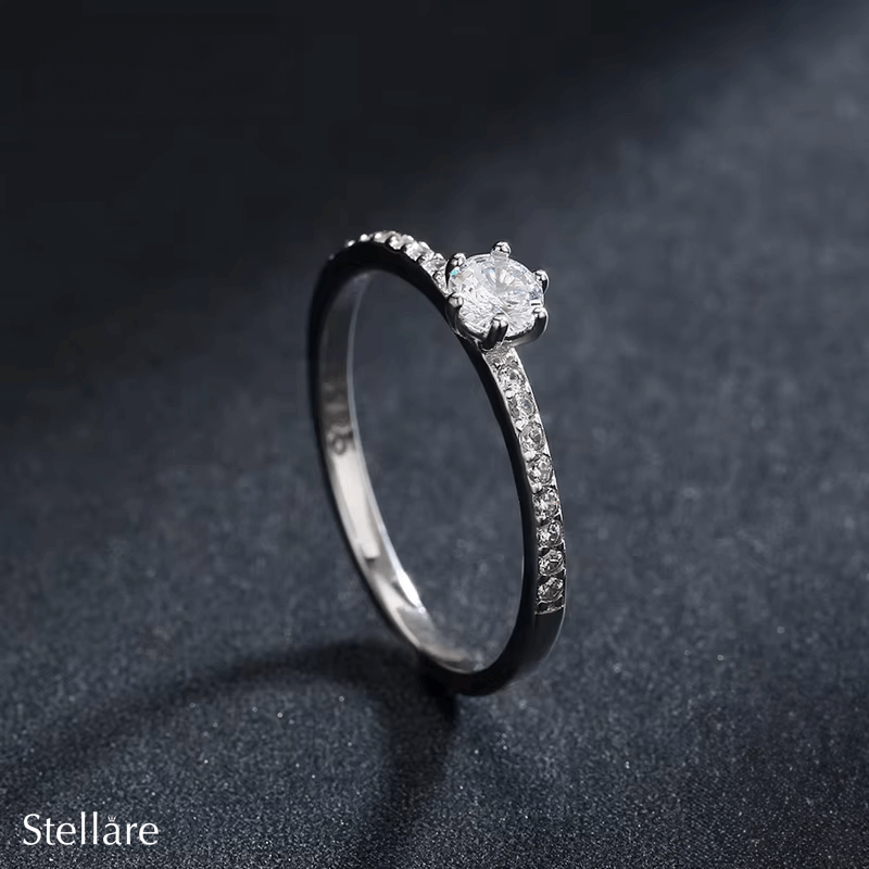 Sterling silver minimalist ring with solitaire zirconia – delicate and elegant band ideal for everyday wear or stacking