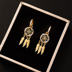 Boho Dreamcatcher Earrings – Feather Drop Charm in Gold