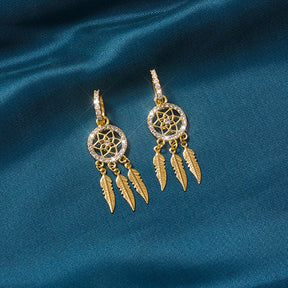 Boho Dreamcatcher Earrings – Feather Drop Charm in Gold