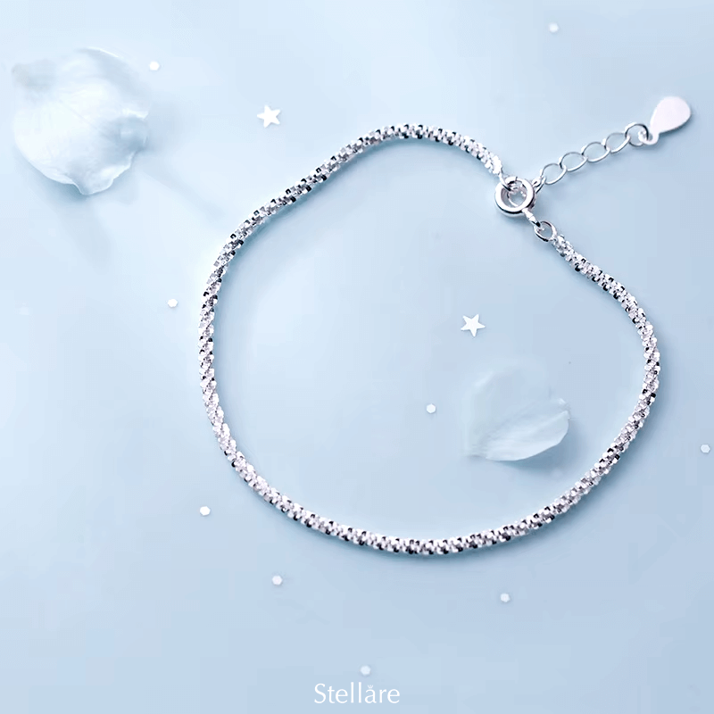 Delicate 925 sterling silver bracelet with star-inspired design – lightweight celestial jewellery for women