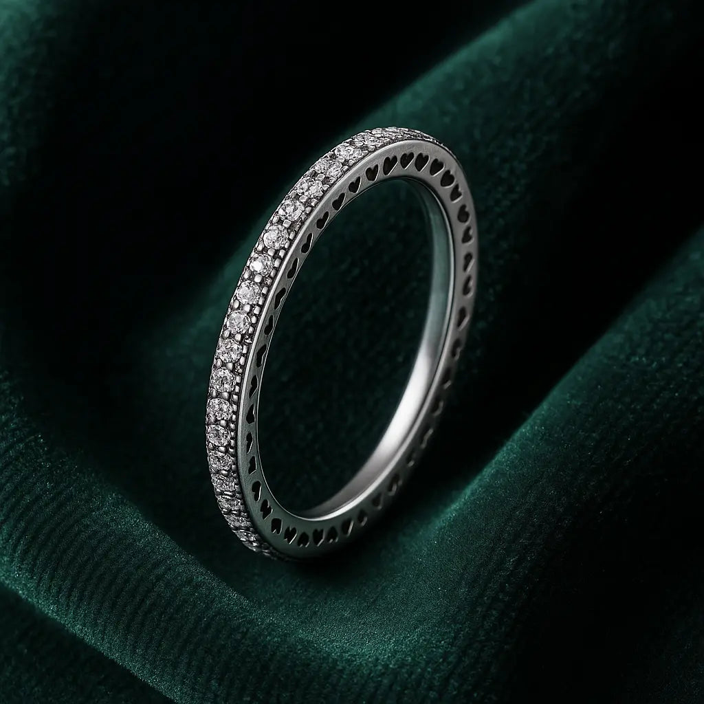 925 Sterling Silver Cut-Out Hearts Ring
