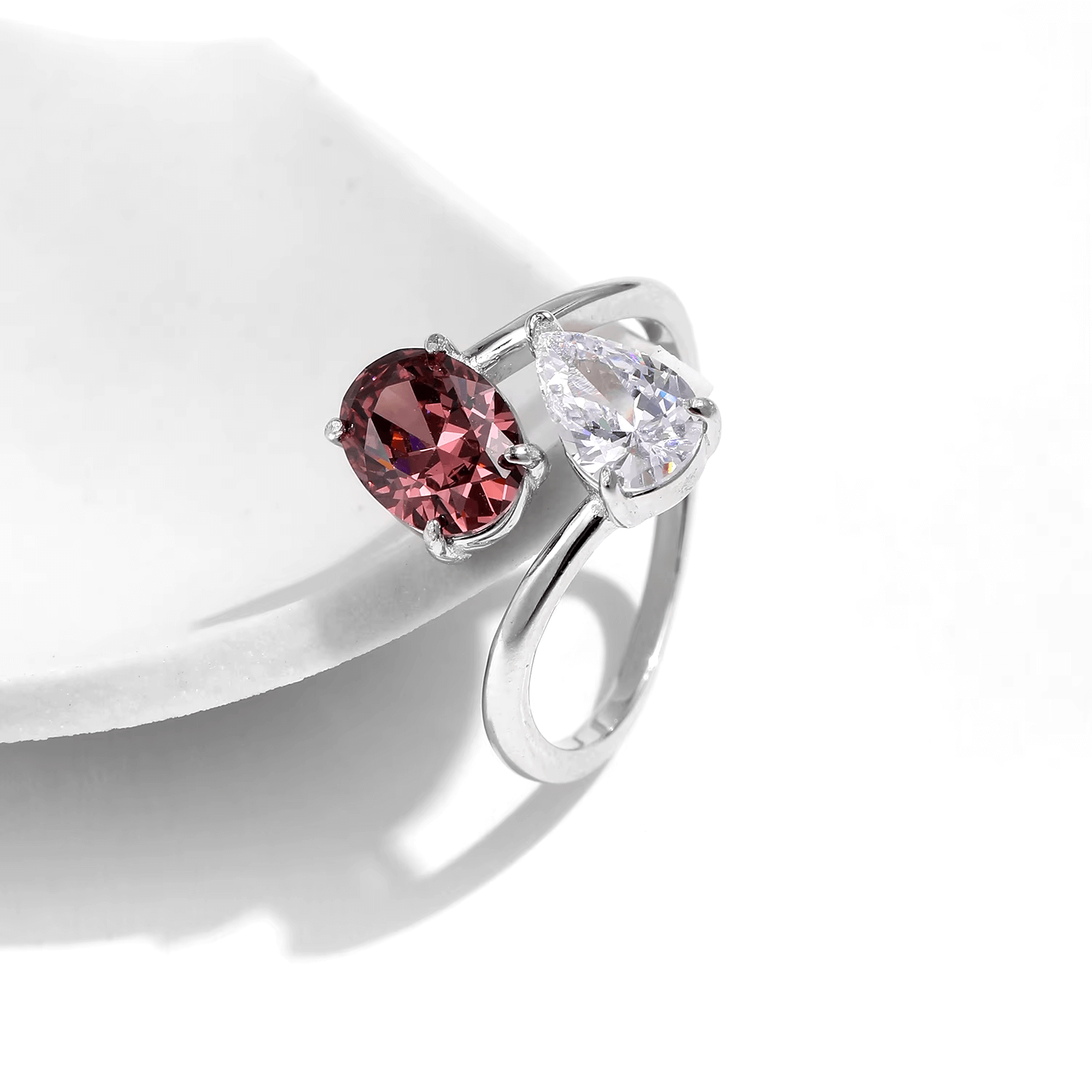 Sterling silver ring with pink and clear zirconia stones – elegant dual-stone design for modern and bold styling