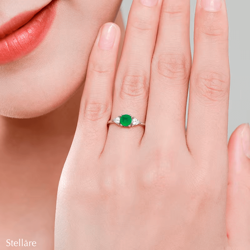 Sterling silver emerald ring set with vibrant green stones – elegant and stackable two-piece design for stylish gifting