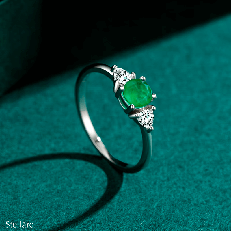 Sterling silver emerald ring set with vibrant green stones – elegant and stackable two-piece design for stylish gifting