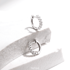 Sterling silver hoop earrings with sparkling zirconia – elegant and timeless mini hoops for everyday or gifting