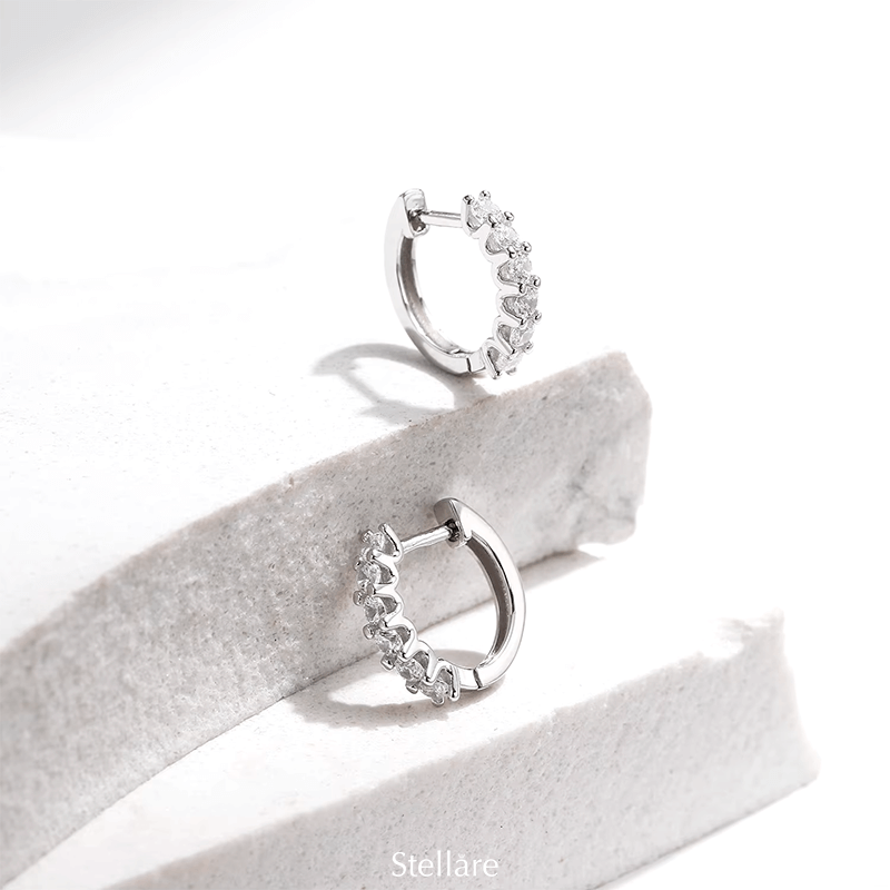 Sterling silver hoop earrings with sparkling zirconia – elegant and timeless mini hoops for everyday or gifting