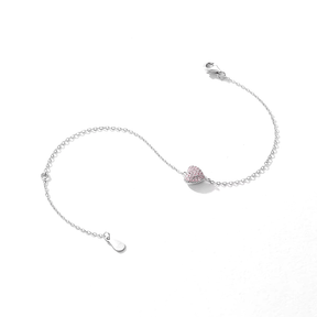Sterling silver bracelet with pink heart charm – delicate and romantic design perfect for gifting or daily wear