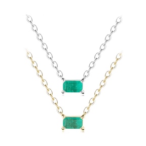 Sterling silver necklace with rectangular green gemstone – modern elegance and delicate brilliance for everyday wear