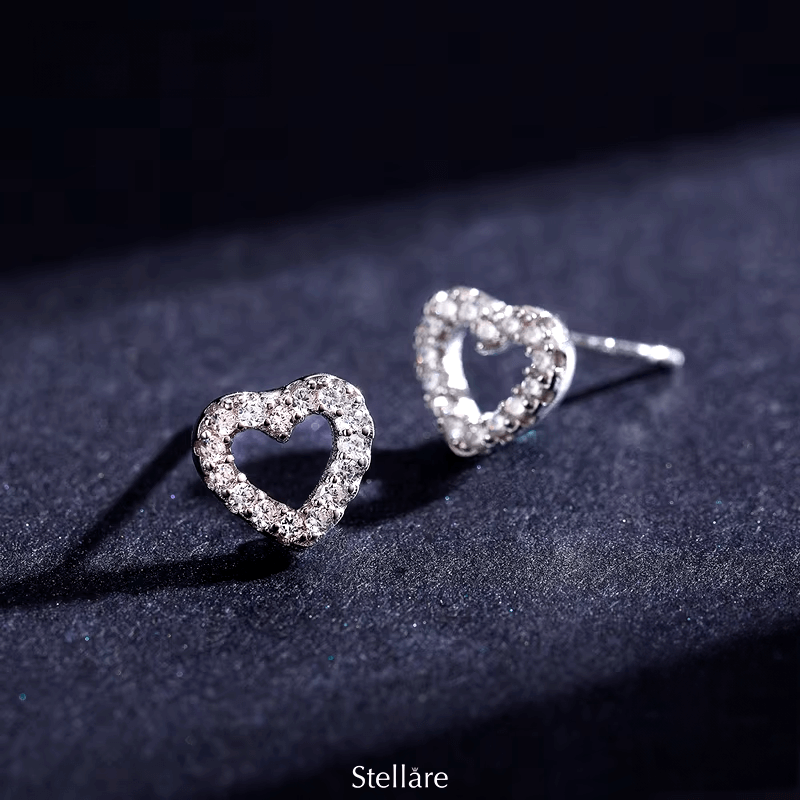 Sterling silver open-heart stud earrings with brilliant zirconia – romantic and dainty design for everyday or gifting