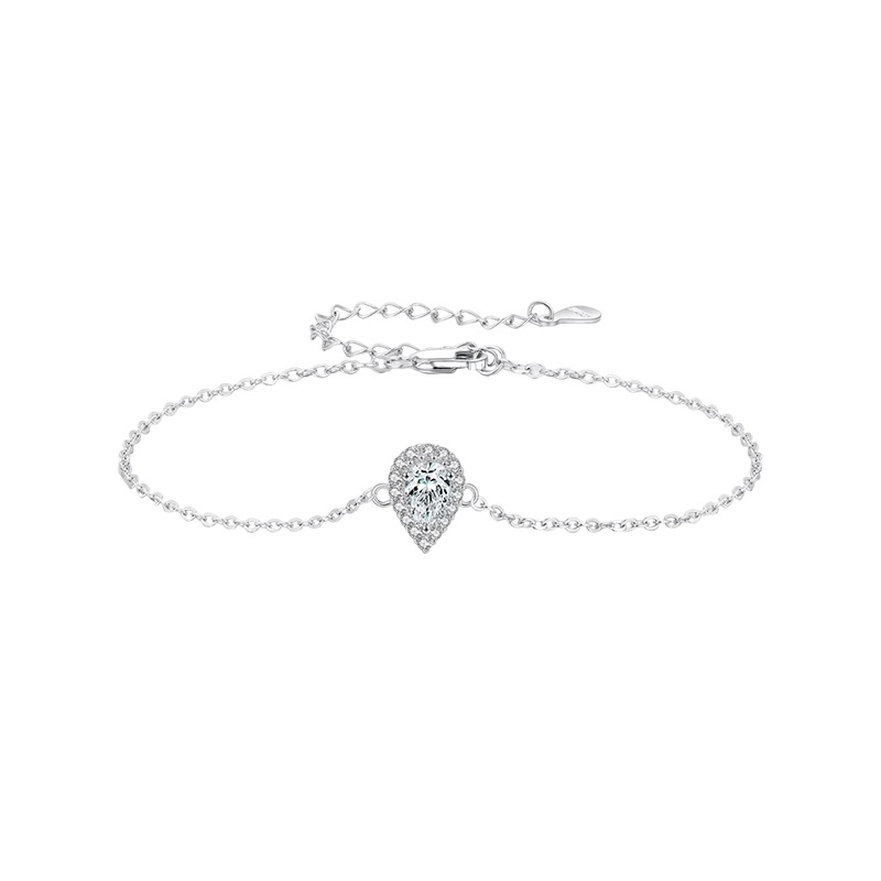 Sterling silver bracelet with radiant teardrop charm – elegant and minimalist design with subtle sparkle for everyday or occasion wear