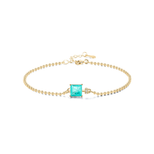 Sterling silver bracelet with emerald-cut green gemstone – dainty and elegant design for a serene and polished everyday look