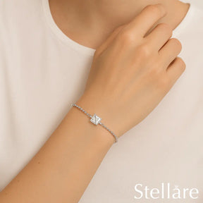 Sterling silver bracelet with emerald-cut green gemstone – dainty and elegant design for a serene and polished everyday look